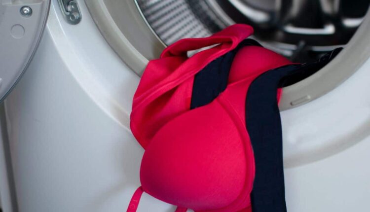 Como lavar suas roupas íntimas pra elas durarem e ficarem macias