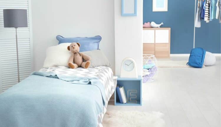 Essa sugestão para quarto infantil é prática e cresce com a criança