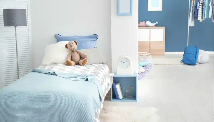 Essa sugestão para quarto infantil é prática e cresce com a criança