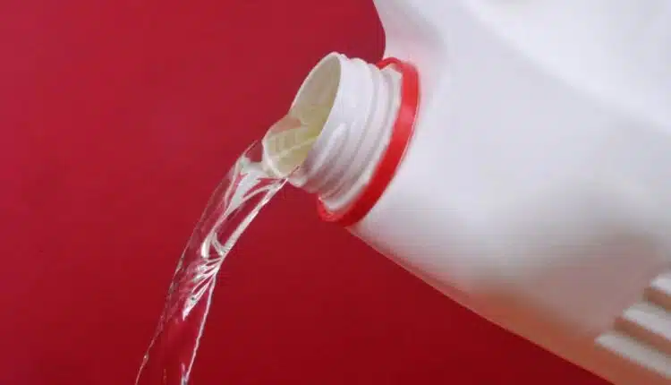 Esse produto de limpeza pode estar acabando com sua saúde em casa