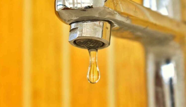 O que mais dá dor de cabeça no encanamento aí na sua casa?